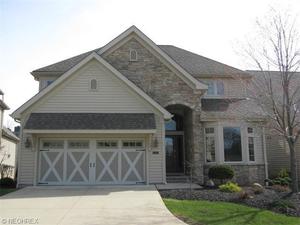 photo 1 of 5140 River Creek Rd, Lyndhurst, OH 44124