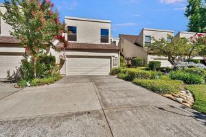 photo 1 of 145 N Grant Ln, Folsom, CA 95630