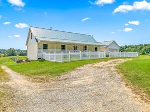 photo 1 of 8651 Moreland Rd, Jerome, MI 49249