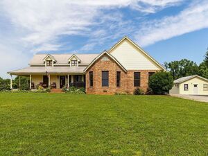 photo 1 of 2325 Old Well Rd, Morrison, TN 37357