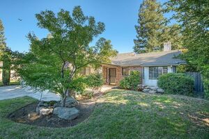 photo 1 of 1751 E Brandon Ln, Fresno, CA 93720
