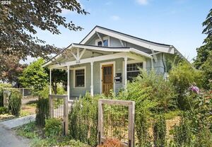photo 1 of 6626 SE 85th Ave, Portland, OR 97266