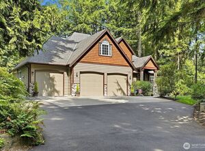 photo 1 of 32704 193rd Avenue SE, Kent, WA 98042