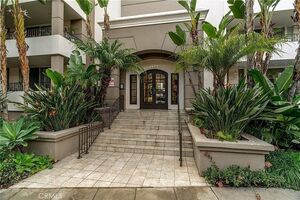 photo 1 of 4637 Willis Ave Unit 306, Sherman Oaks, CA 91403