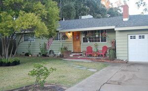 photo 1 of 5924 Illinois Ave, Orangevale, CA 95662