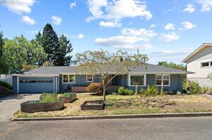 photo 1 of 6135 SW 41st Ave, Portland, OR 97221