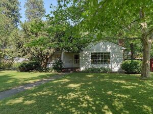 photo 1 of 2910 N East Oval St, Spokane, WA 99205