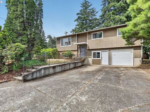 photo 1 of 15 NE 113th Pl, Portland, OR 97220