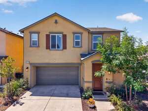 photo 1 of 6137 W Richert Ave Fresno CA 93723