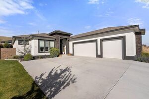 photo 1 of 4118 Corvina St, Richland, WA 99352