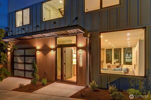 photo 1 of 2622 Mayfair Avenue N, Seattle, WA 98109
