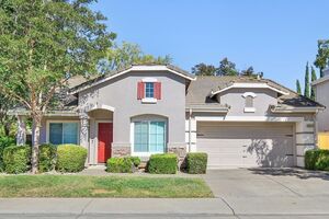 photo 1 of 9411 Windrunner Ln, Elk Grove, CA 95758