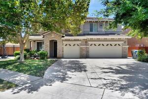photo 1 of 7113 E Garland Ave, Fresno, CA 93737