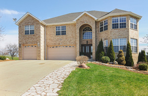 photo 1 of 5210 Harry Ct, Crystal Lake, IL 60014