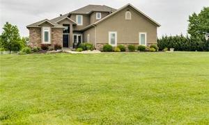 photo 1 of 24800 W 190th St, Gardner, KS 66030