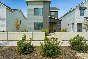 photo 1 of 5083 W Milano St, Meridian, ID 83646