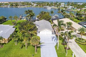 photo 1 of 309 Fernandina Street, Fort Pierce, FL 34949