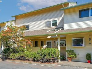 photo 1 of 623 N Hayden Bay Dr, Portland, OR 97217