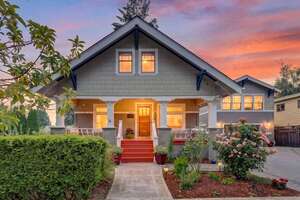 photo 1 of 3803 SE 41st Ave, Portland, OR 97202