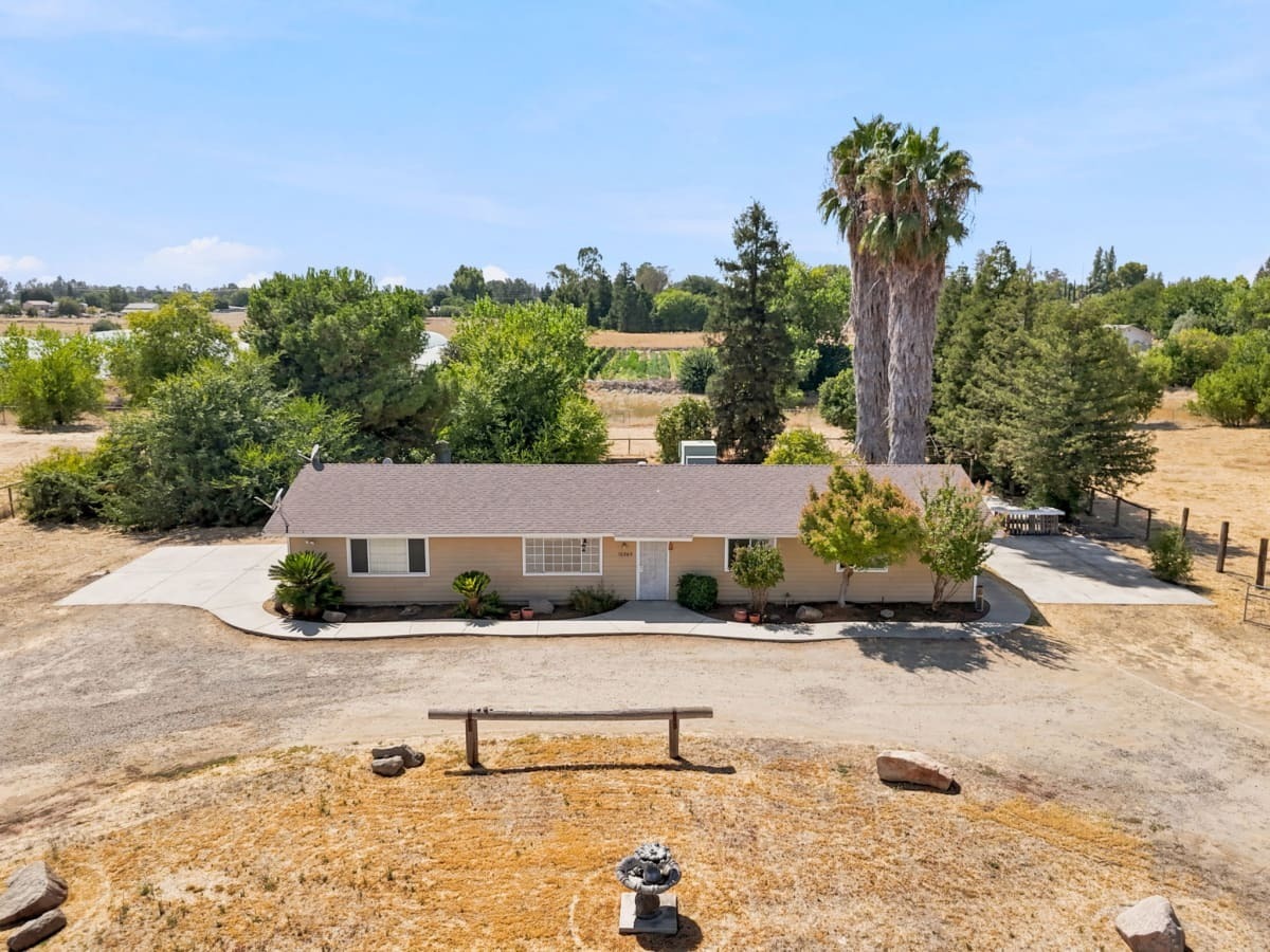 Photo #2