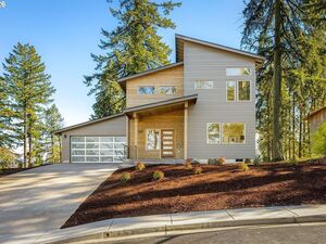 photo 1 of 2969 Capital Dr, Eugene, OR 97403