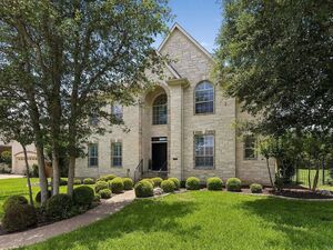 photo 1 of 7221 Ellaview Ln, Austin, TX 78759