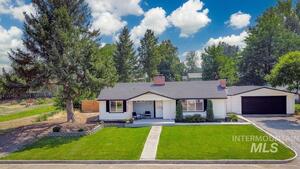 photo 1 of 210 Marvin St, Caldwell, ID 83605