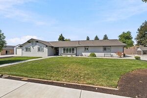 photo 1 of 16176 Paula Rd, Madera, CA 93636