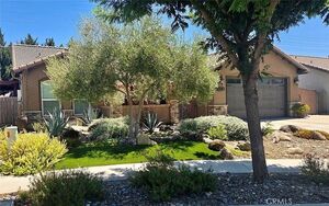 photo 1 of 1490 Laredo Ct, Tulare, CA 93274