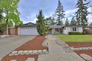 photo 1 of 19500 Brockton Ln, Saratoga, CA 95070