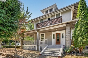 photo 1 of 3929 SE 70th Ave, Portland, OR 97206