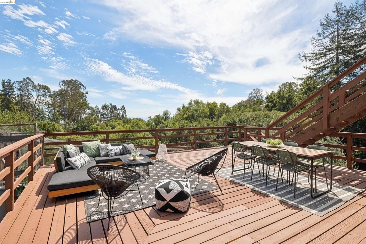 Photo #6