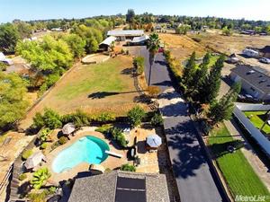 photo 1 of 7616 Telegraph Ave, Orangevale, CA 95662