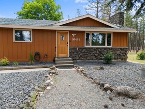 photo 1 of 16423 S Maple Rd, Spokane, WA 99224