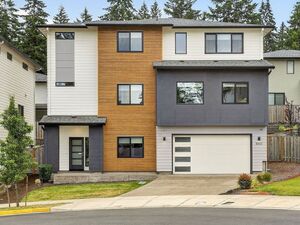 photo 1 of 10013 SE Elderberry St, Happy Valley, OR 97086
