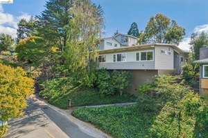 photo 1 of 1024 Overlook Rd, Berkeley, CA 94708