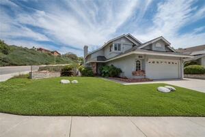 photo 1 of 28454 Evergreen Ln, Santa Clarita, CA 91390