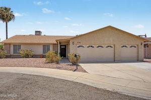 photo 1 of 3745 W Willow Ave, Phoenix, AZ 85029
