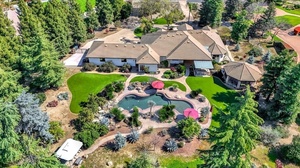 photo 1 of 6766 E Carmalee Ln, Fresno, CA 93727