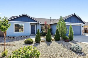 photo 1 of 1121 Dittman Dr, Emmett, ID 83617