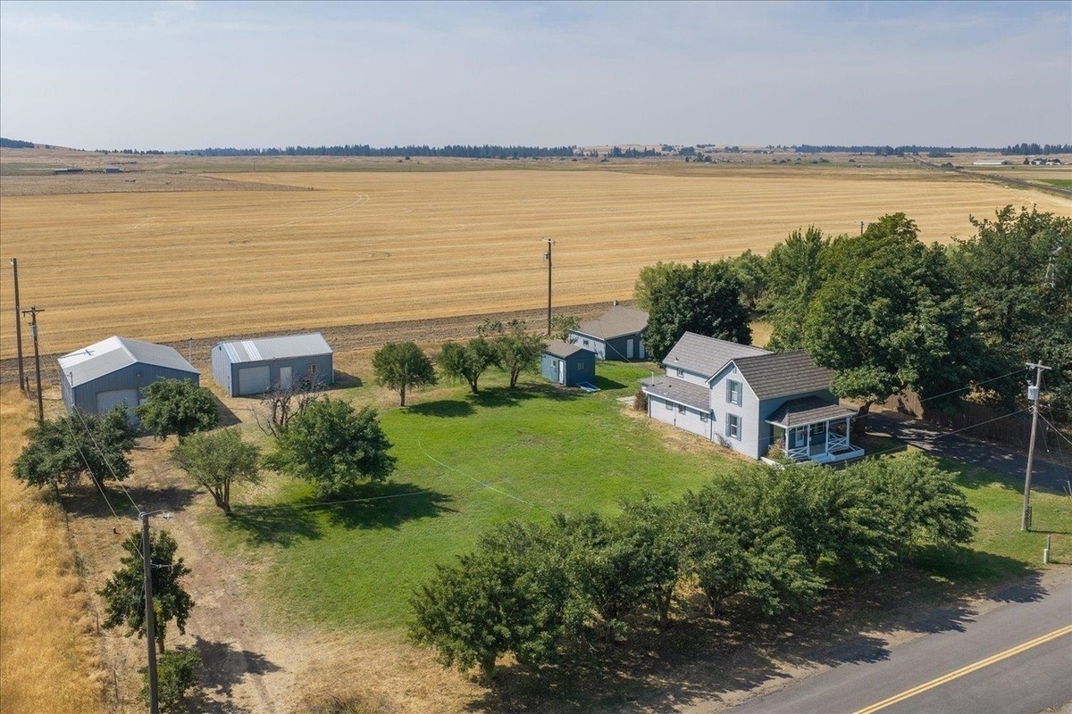 photo 1 of 23817 W Manila Rd, Medical Lake, WA 99022