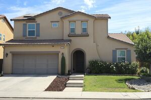 photo 1 of 1115 Sanders Ave, Clovis, CA 93619