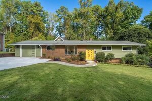 photo 1 of 5413 Thayer Dr, Raleigh, NC 27612
