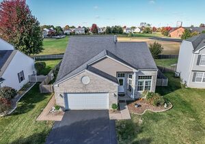 photo 1 of 2107 Ashbrook Ct, Plainfield, IL 60586