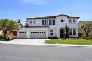 photo 1 of 32215 Via Bejarano, Temecula, CA 92592