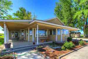 photo 1 of 2318 Pioneer Rd, Homedale, ID 83628