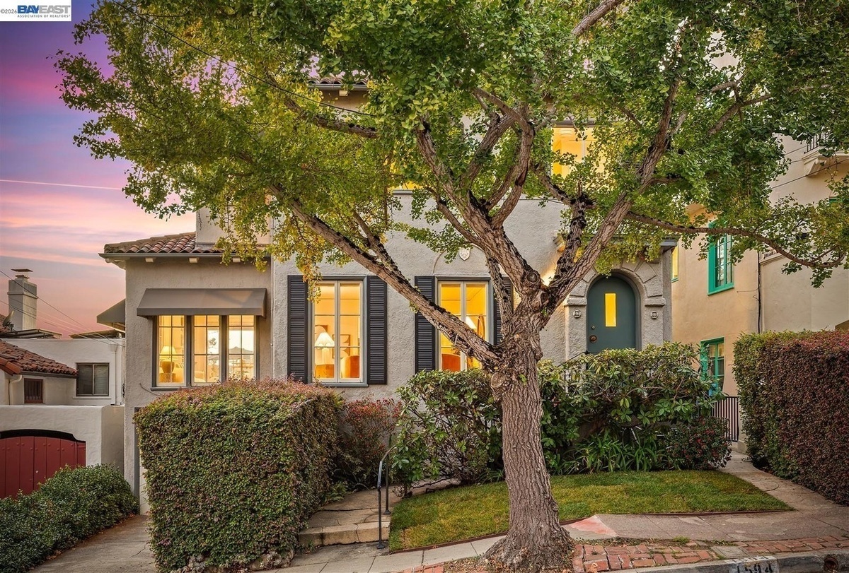 Photo #1