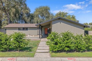 photo 1 of 2544 W Keogh, Visalia, CA 93291