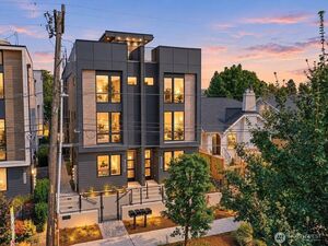 photo 1 of 4326 Woodlawn Avenue N #A, Seattle, WA 98103