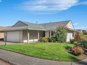 photo 1 of 15390 SW Alderbrook Ct, Tigard, OR 97224